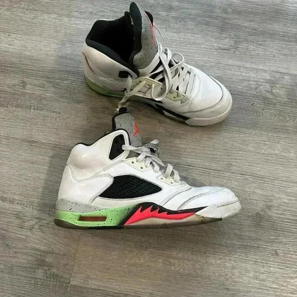 Air Jordan  Space Jam nice colors retro Sz 9 - Picture 1 of 7